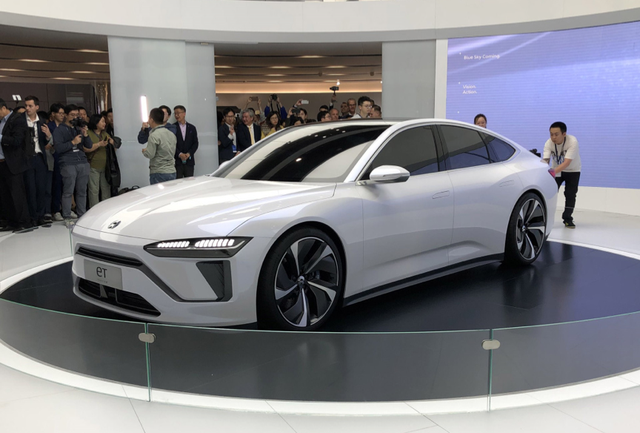蔚来首款纯电动轿车或将命名为ET7 与特斯拉Model 3竞争-新浪汽车