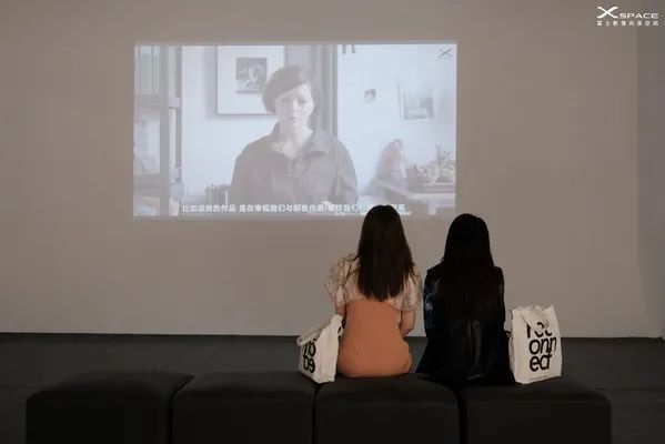 Olivia Arthur專程錄製視頻講述她的創作理念